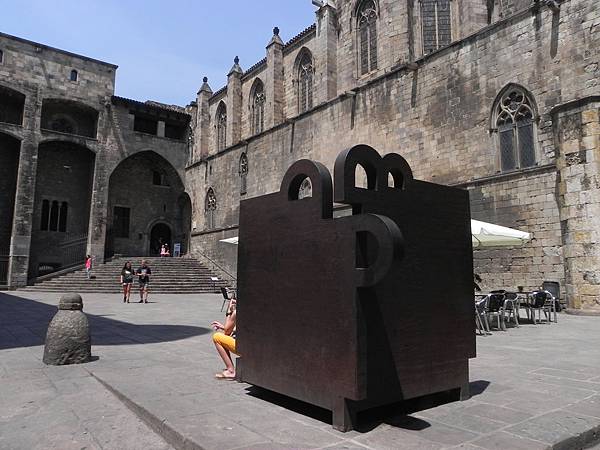 King's Square (3).JPG