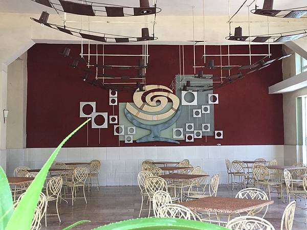 Coppelia Ice Cream (1).JPG