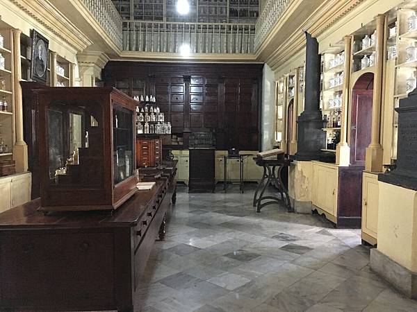 Museo Farmaceútico (9).JPG