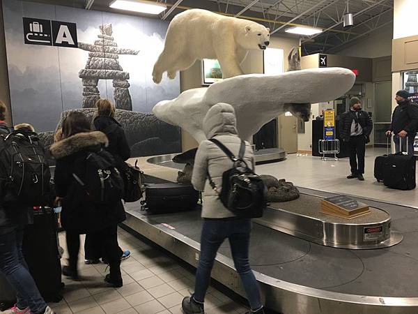 Yellowknife Airport (5).JPG