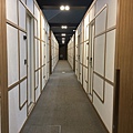 Capsule hotel Darakhyu (8).JPG