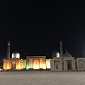 Hazrat Imam Complex夜景 (1).JPG