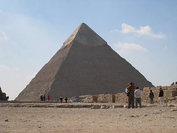 Giza Pyramids (2).jpg