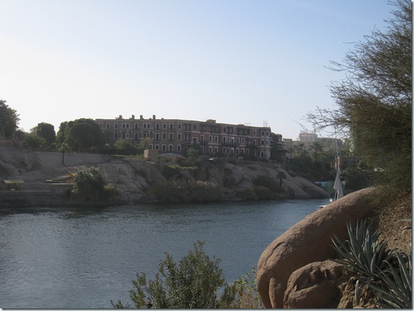 26228200:Egpyt 105 亞斯文（Aswan）的象島（Elephantine Island）與老瀑布飯店（Old Cataract Hotel）