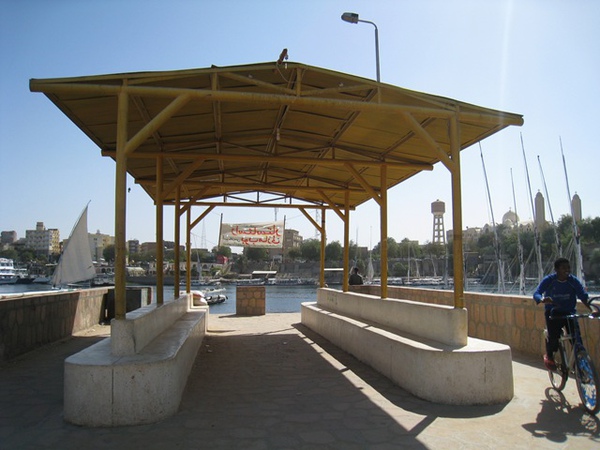 26227800:Egpyt 104 亞斯文（Aswan）與象島（Elephantine Island）的公共渡船站（Public Ferry Station）