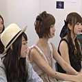 AKB48家族成員『自拍講座‧釣魚講座』.mkv_snapshot_09.25_[2012.09.01_15.50.50]