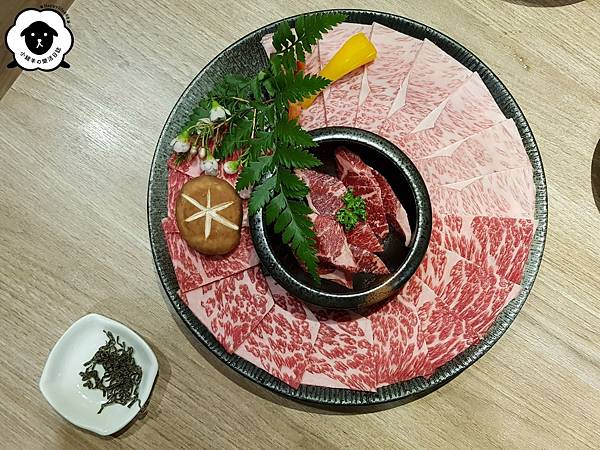 [食記] 台中西屯 澄居烤物燒肉。日澳和牛吃起來~