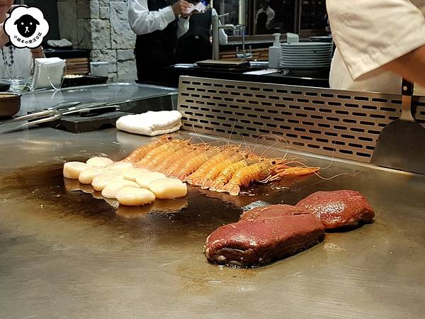 [食記] 宜蘭五結 饗宴鐵板燒。蘭陽溪畔無菜單料