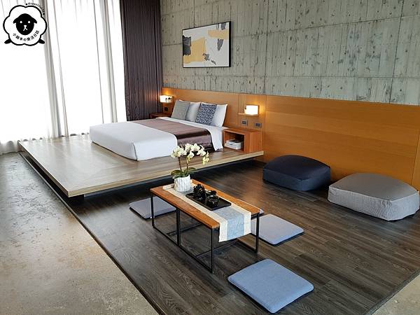 Fw: [心得] 宜蘭 阡陌五房。矗立田野質感清水模民宿