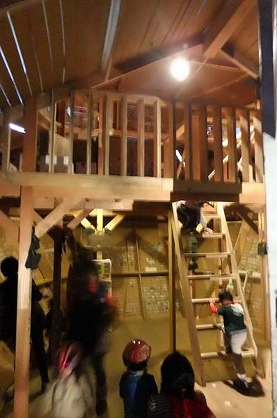 2011.10.26 南港瓶蓋工廠 (9).jpg