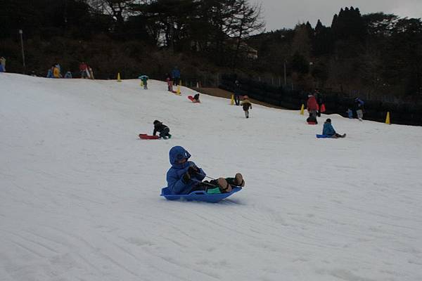 2012.12.23 關西 神戶 六甲山滑雪場 滑雪盆 (10)