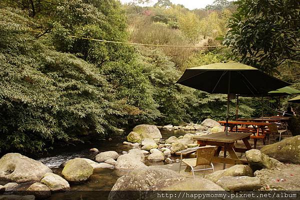 陽明山 台北奧萬大  親水餐廳溪畔午餐