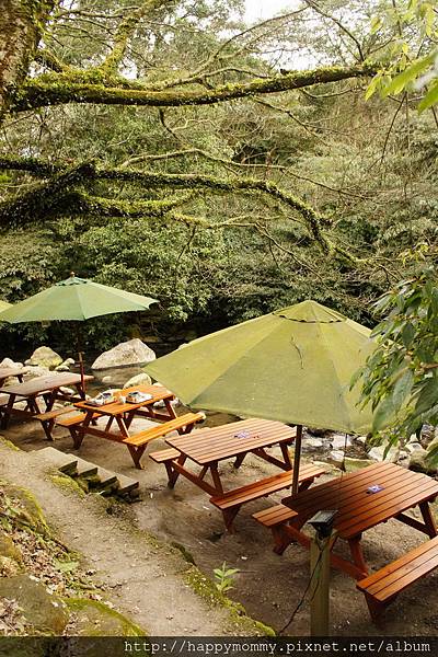 陽明山 台北奧萬大  親水餐廳溪畔午餐