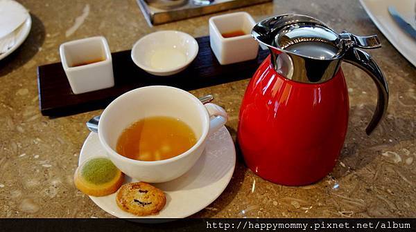 2013.10.29 北投麗禧酒店 雍翠庭 下午茶 (17).JPG