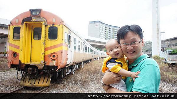 2014.10.05 2014.10.05 台北機廠搭小火車 (18).JPG