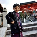 2012.12.24 京都和服變身逛清水寺 地主神社 (30).JPG