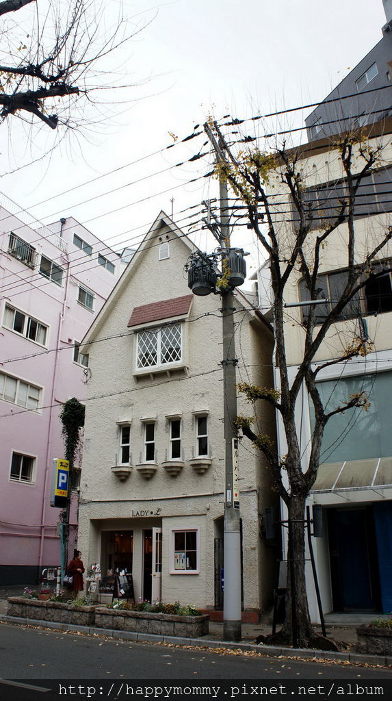 2015.12.15 搭cityloop 遊神戶 北野異人館 神戶塔 馬賽克廣場星巴克 (104).jpg 2015.12.15 搭cityloop 遊神戶 北野異人館 神戶塔 馬賽克廣場星巴克 (104).jpg