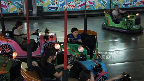 2016.07 小人國 機器人歷險樂園 轟浪水樂園 (20).JPG