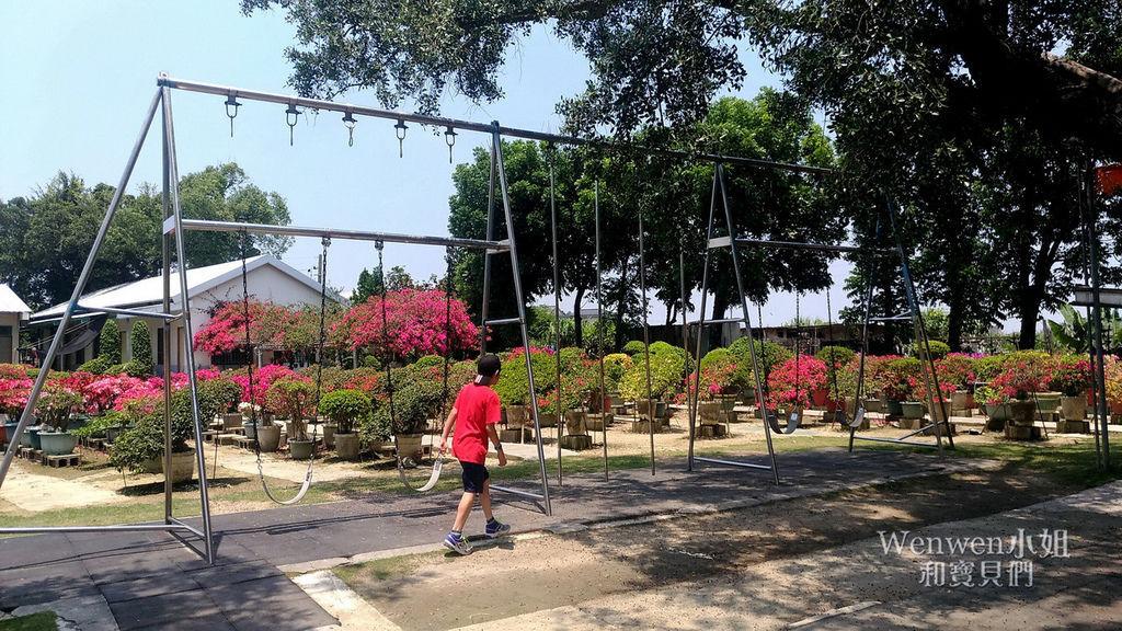 2018.05.11 台南親子景點 佳福寺滾輪溜滑梯 遊戲場 (27).jpg