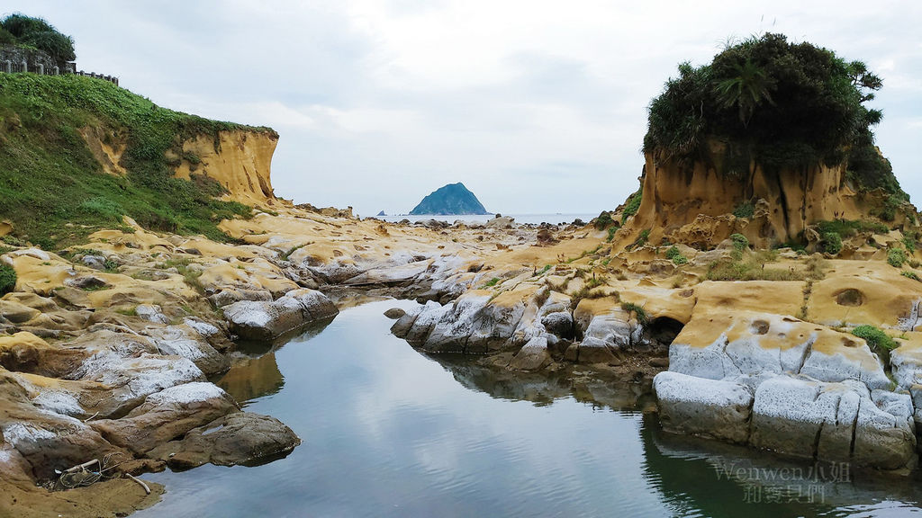 2018.07.05 基隆親子景點 和平島公園 海水浴場 地質公園 (15).jpg