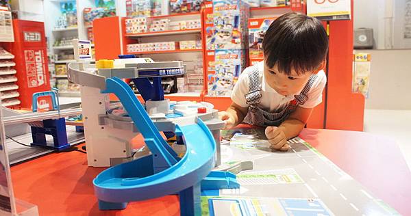 2018.09.14 三創7樓子親樓層 TOMICA概念店