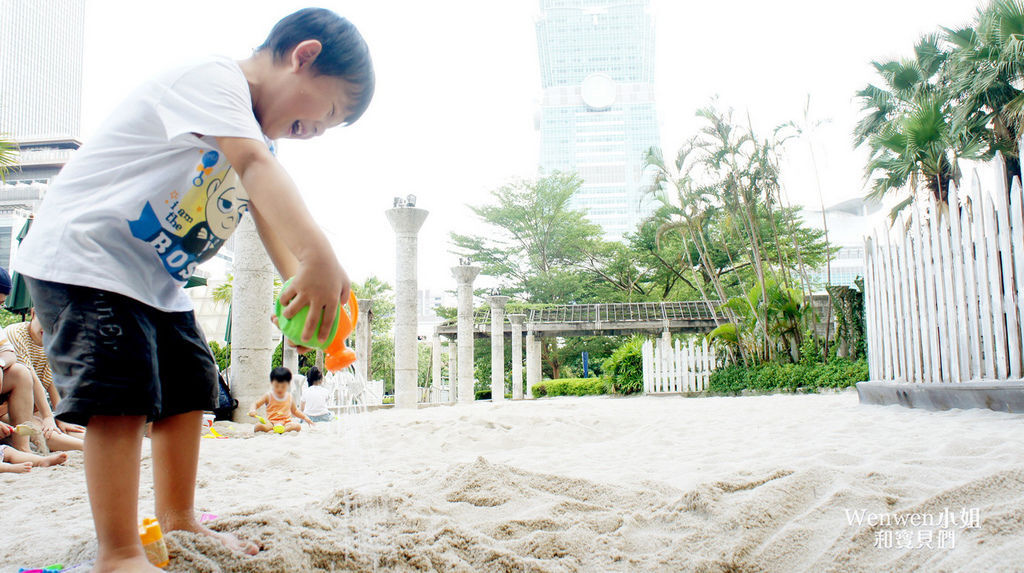 2018.08.25台北市政府人工沙攤戶外沙坑(11).JPG 2018.08.25台北市政府人工沙攤戶外沙坑(11).JPG