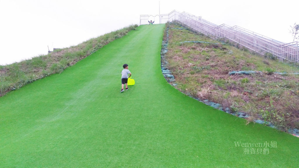 2018.09.27 新北特色公園 中和員山公園遊戲場 遊逸之丘 (38).jpg