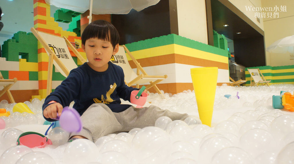 2019.01.12 台北親子室內景點 新光南西 Kids 建築樂園 悠遊島 動物狂歡季 (10).JPG