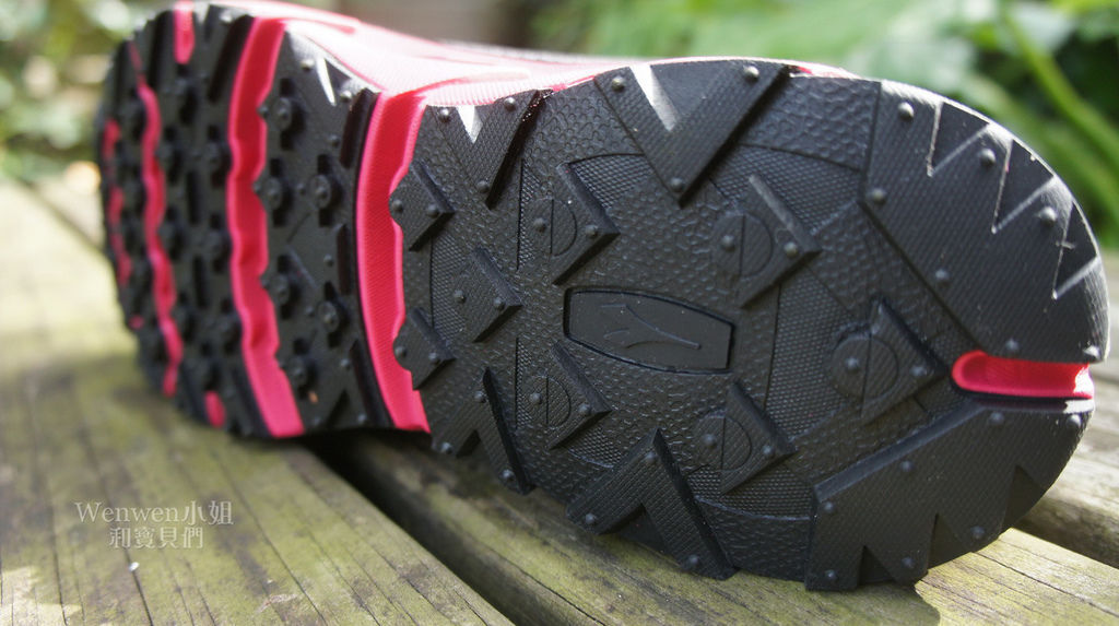 2019 DIADORA 運動鞋 童鞋推薦 (5).JPG