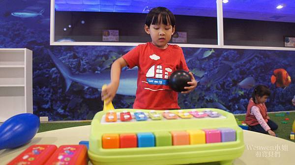 2019.03 宜蘭礁溪室內親子景點 金車生技水產養殖研發中心 鯊魚魟魚小丑魚 (41).JPG