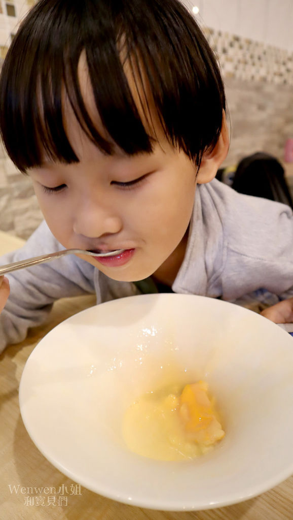 2019.04 寧夏夜市美食 覓果榛品芒果雪花冰 珍珠奶茶雪花冰 (20).JPG