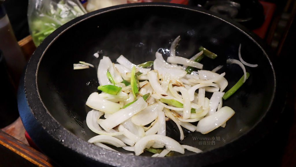 2019.06 捷運士林站美食 石頭火鍋官也溫菜 (14).JPG