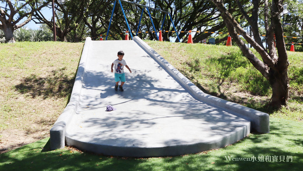 2019.08.01 南港公園遊戲場 台北特色公園兒童遊戲場 (15).JPG