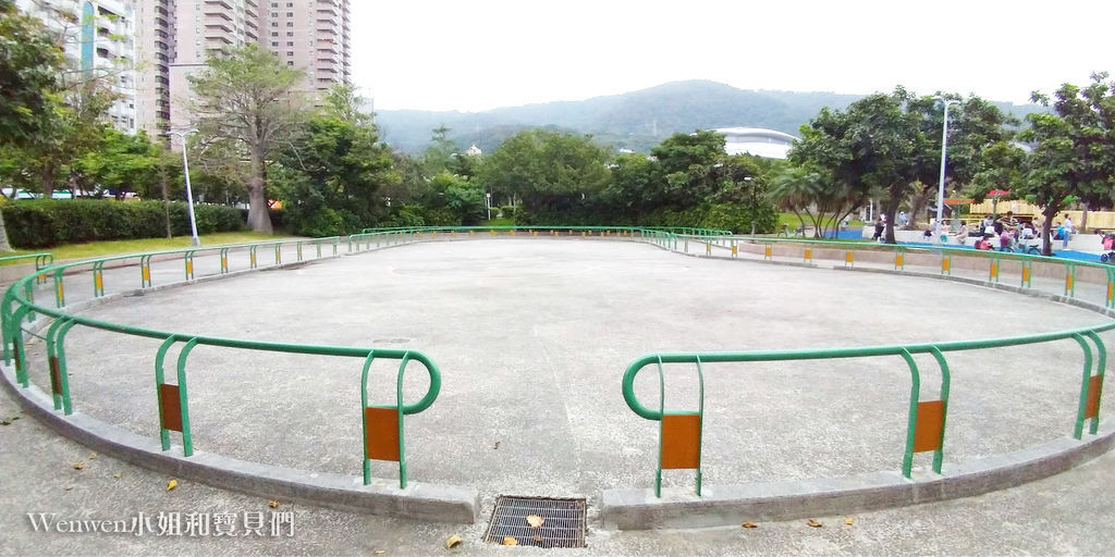 天母運動公園兒童遊戲場 天母夢想親子樂園 棒球溜滑梯台北特色公園