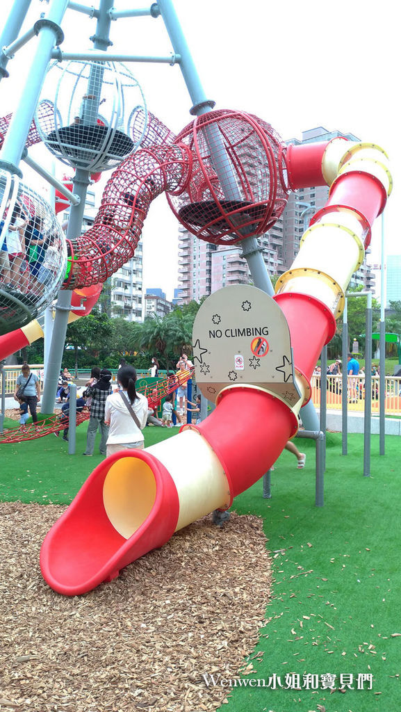 天母運動公園兒童遊戲場 天母夢想親子樂園 棒球溜滑梯台北特色公園