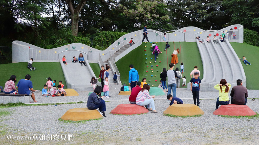 土城親子景點 特色公園 斬龍山遺址公園 夏日戲水噴泉.JPG