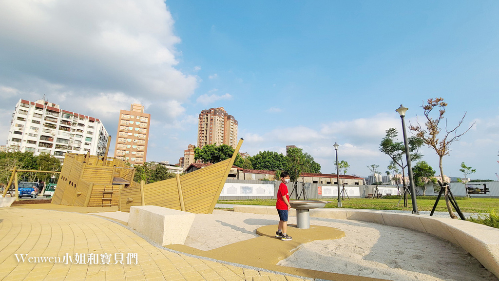 台北新公園 北投福星公園尋找侏儸紀恐龍遊戲場 (20).jpg