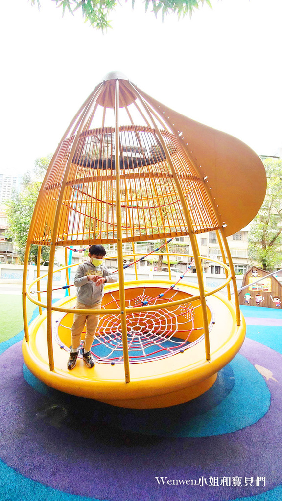 捷運忠孝復興站 台北瑠公圳公園 航海奇緣 大海怪遊戲場 魷魚遊戲場 (15).jpg