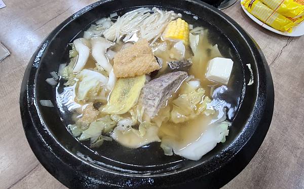 新北金山加油站火鍋 福緣火鍋 個人小火鍋 (15).jpg