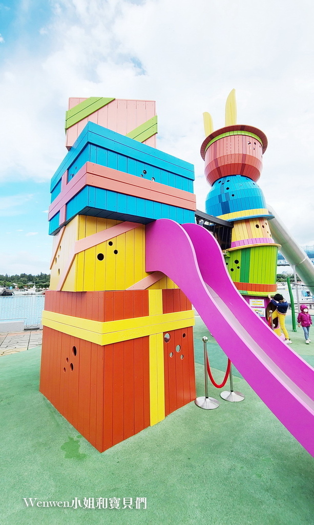 新北親子景點幾米遊戲場  淡水漁人碼頭溜溜帽遊樂園 (9).jpg