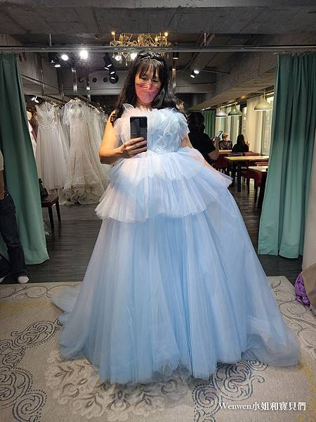 2022婚紗推薦個人寫真 伊頓自助婚紗台北店 挑禮服紀錄 (24).jpg