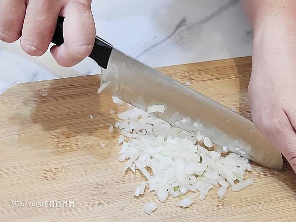 萬用料理刀刀推薦 德國WUSTHOF三叉 GOURMET三德刀 (15).jpg