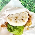 摩斯漢堡超級大麥薑燒珍珠堡.jpg