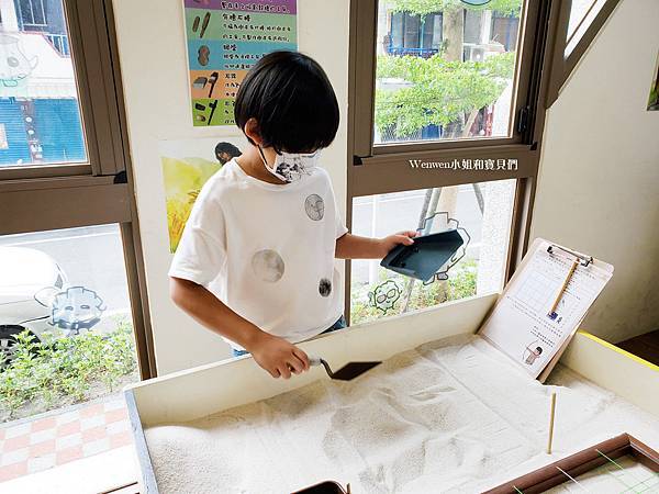 花蓮壽豐景點 花蓮縣考古博物館 小小考古學家沙坑體驗 (11).jpg