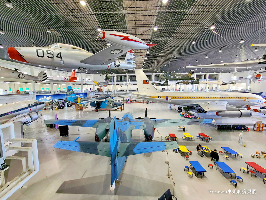 高雄岡山景點 空軍官校軍機展示場航空教育展示館 (13).jpg