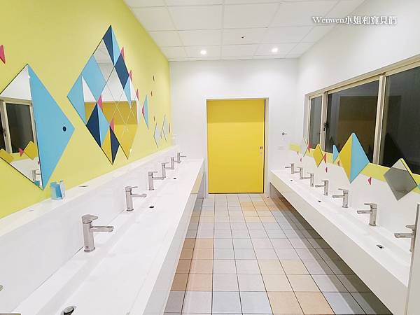 2023夜宿花蓮海洋公園 夜宿水族館 (16).jpg