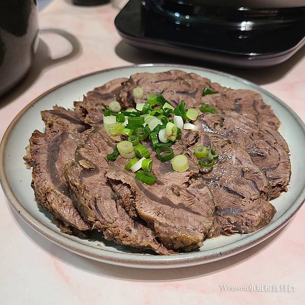 好市多牛腱心食譜 小V鍋滷牛肉好簡單 (5).jpg