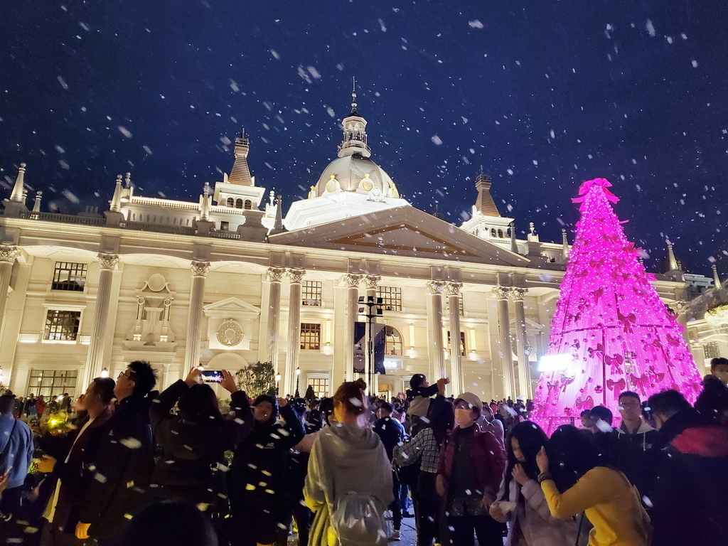 嘉義大林必訪 佐登妮絲城堡夜景 聖誕飄雪 (5).jpg