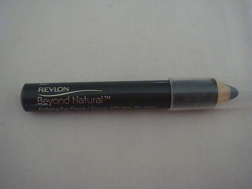 Revlon Beyond Natural Defining Eye Pencil Crayon 1.jpg