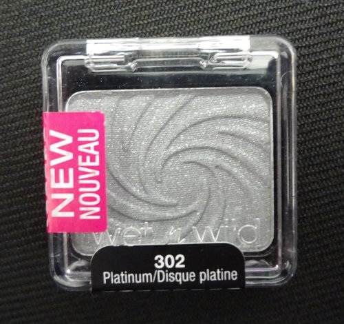 Wet n wild Color Icon Shimmer Single Eye Shadow (302 Platunum) 1.jpg